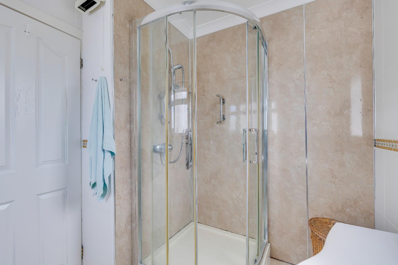 23 Knowbury Avenue, Penarth, CF64 5RX